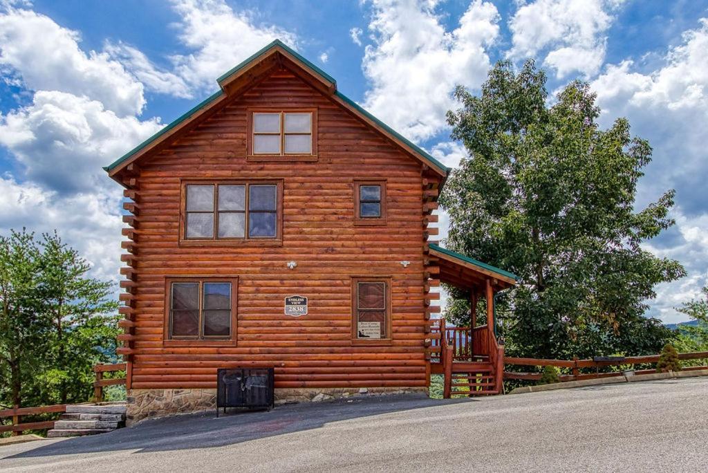 Вилла Endless View- Amazing Panoramic Mountain Views, Pool Access, Free Area Attraction Tickets Севьервилл Экстерьер фото